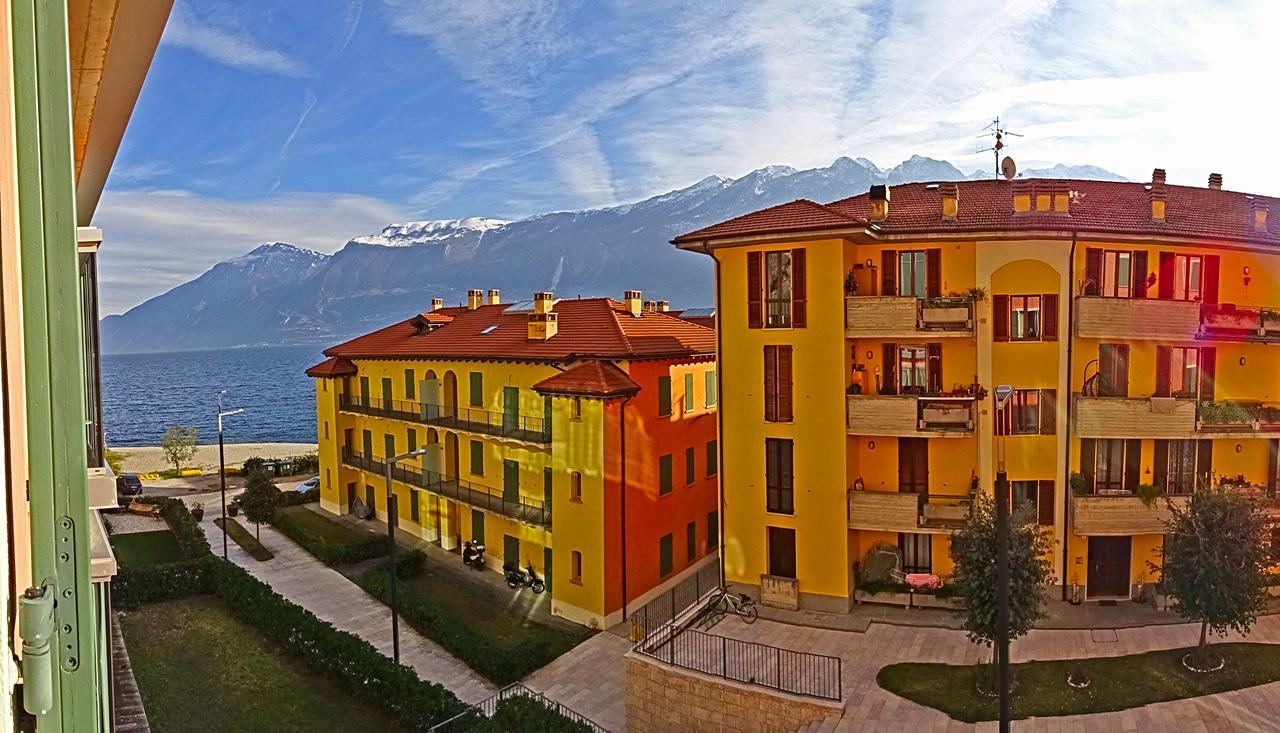 Campione Ora Apartments By Gardadomusmea 坎皮奥内·德尔·加尔达 外观 照片