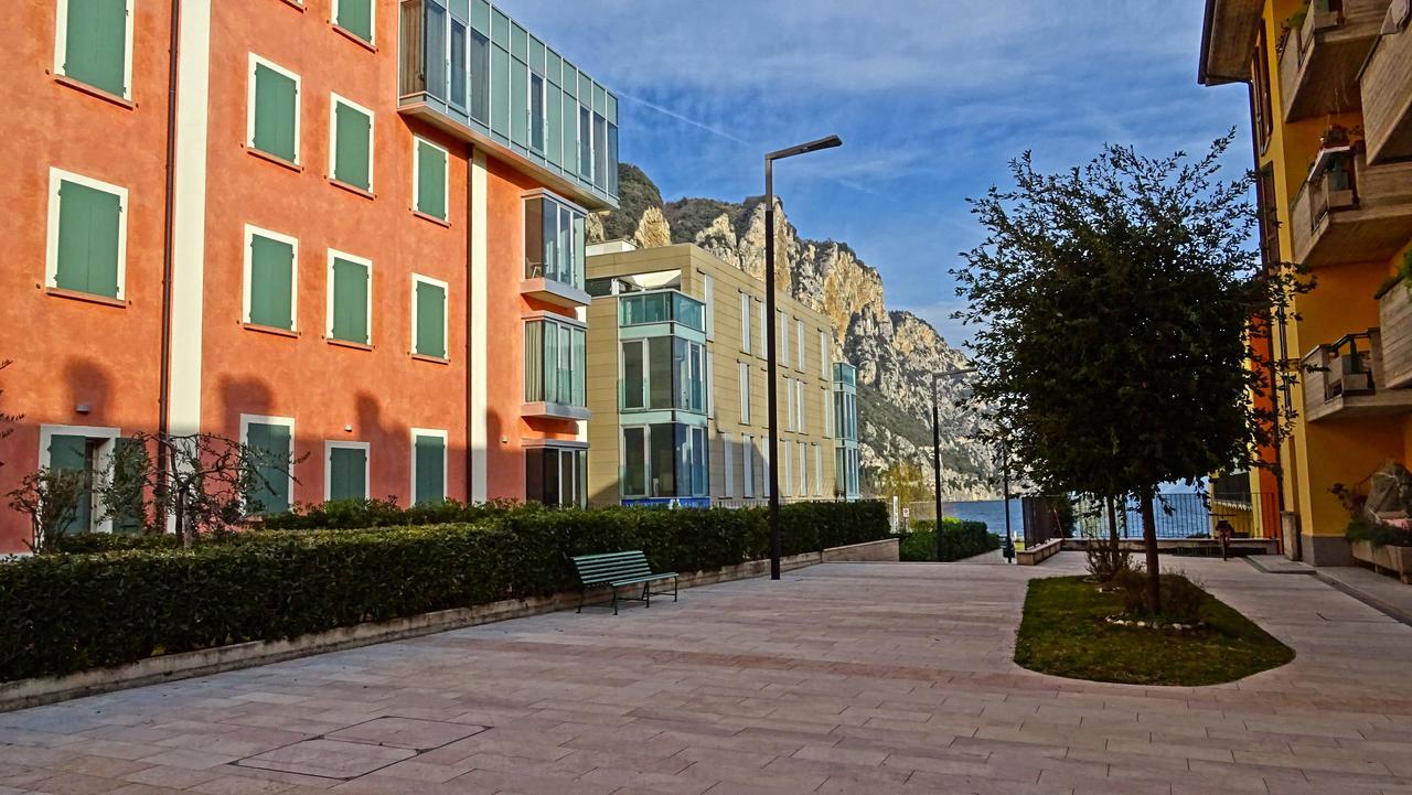 Campione Ora Apartments By Gardadomusmea 坎皮奥内·德尔·加尔达 外观 照片